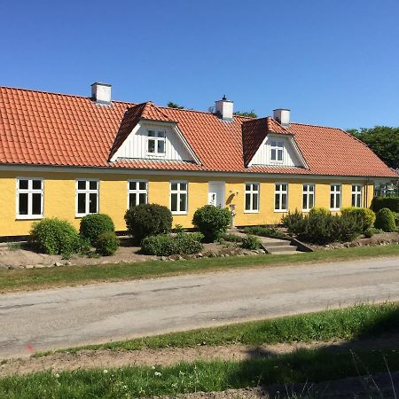 Hôtel Snevre Gl.Skole à Hjørring Extérieur photo